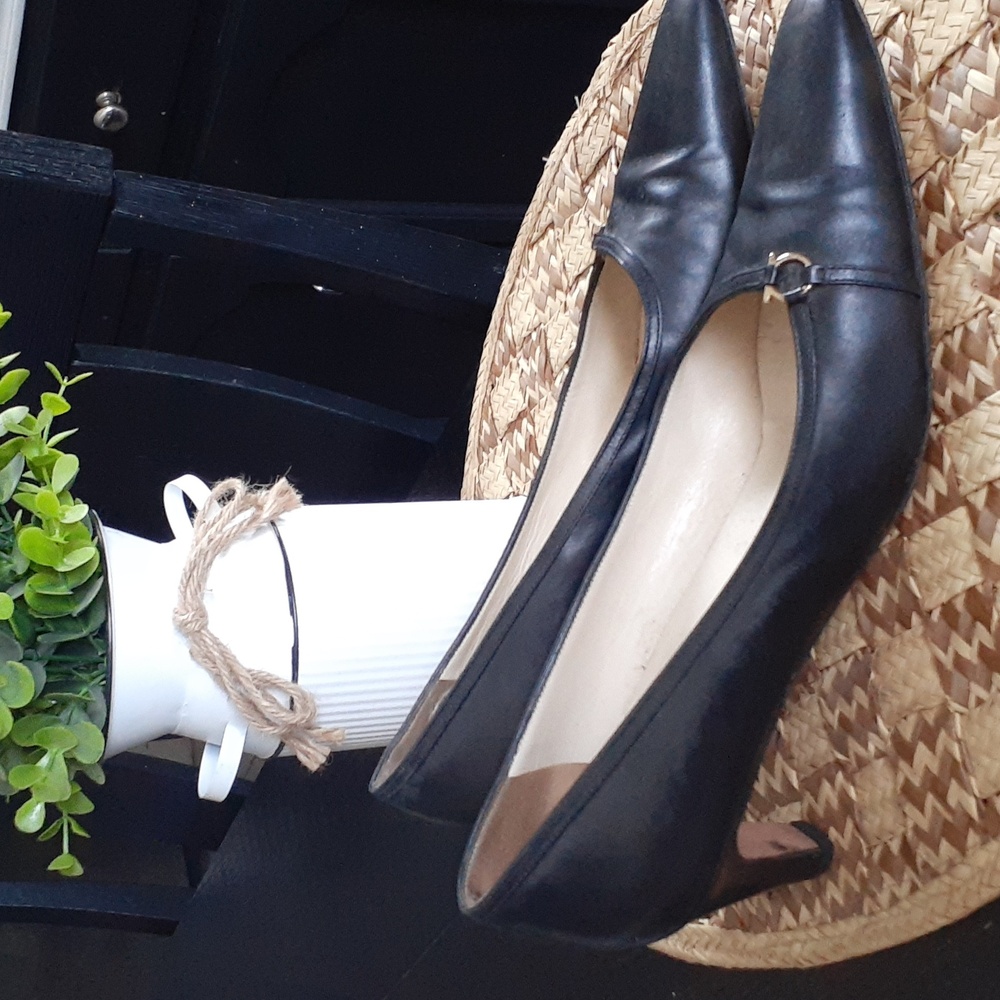 SALVATORE FERRAGAMO HEELS
